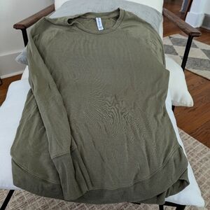 Athleta tulip hem long sleeve sweatshirt LT